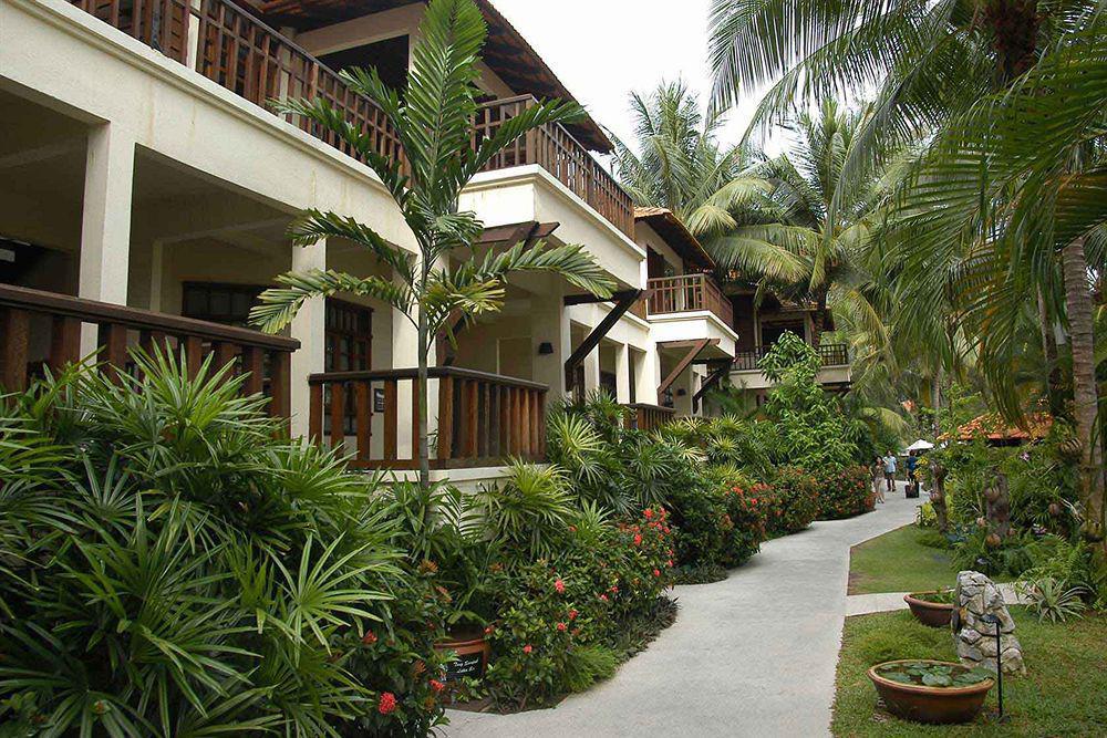 Avillion Port Dickson Hotel Kültér fotó The Villas
